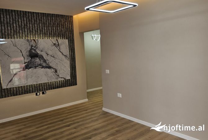 Shtepi ne shitje 2+1 ne Tirane - 195,000 Euro