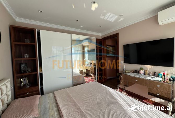 Shtepi me qera Apartament ne Tirane, 2+1, Mobilimi E mobiluar, Pagesa 2,300  Euro.