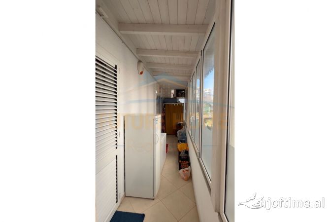 Shtepi ne shitje Apartament ne Tirane, 2+1, Mobilimi E mobiluar, Pagesa 315,000  Euro.