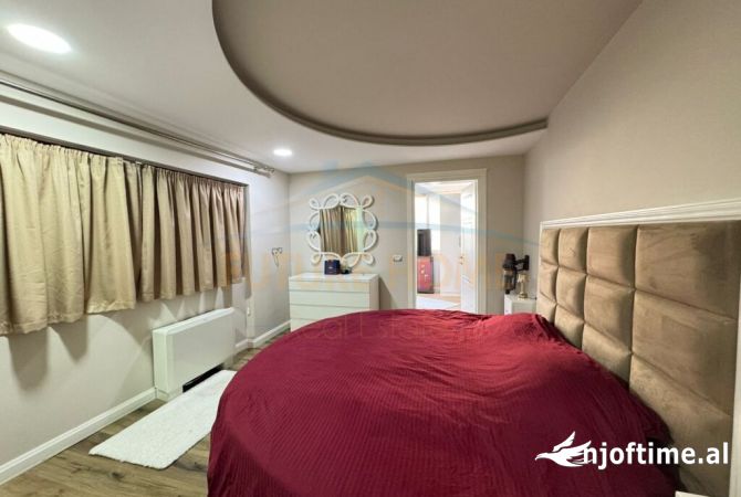 Shtepi me qera Apartament ne Tirane, 3+1, Mobilimi E mobiluar, Pagesa 1,200  Euro.