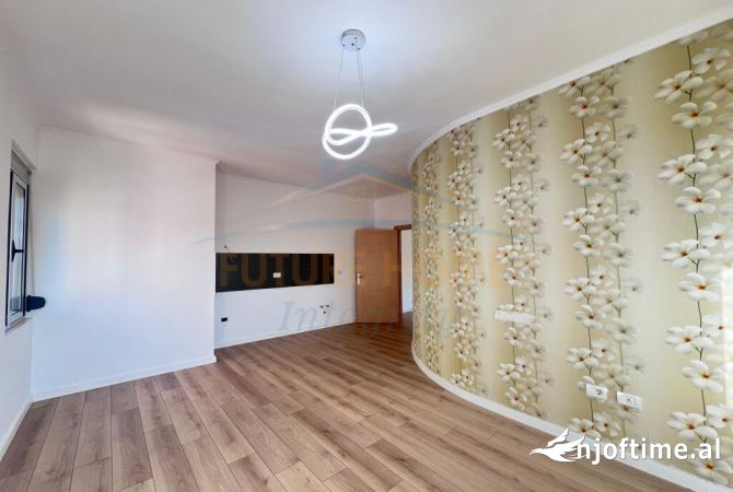 Shtepi ne shitje 2+1 ne Tirane - 178,000 Euro