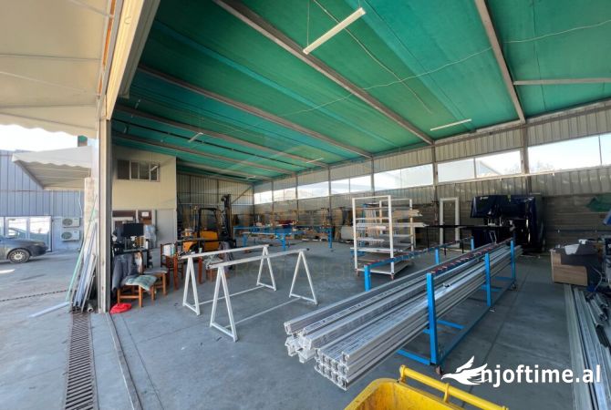 Ambient biznesi me qera 4+1 ne Tirane - 1,300 Euro