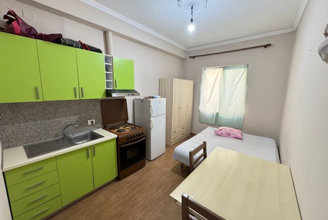 Shtepi me qera Garsoniere ne Tirane - 30,000 Leke