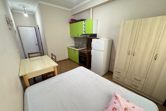 Shtepi me qera Garsoniere ne Tirane - 30,000 Leke