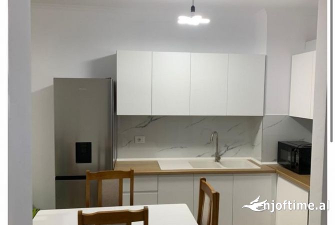 Shtepi me qera 1+1 ne Tirane - 550 Euro