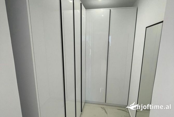 Shtepi me qera Apartament ne Tirane, 1+1, Mobilimi E mobiluar, Pagesa 600  Euro.