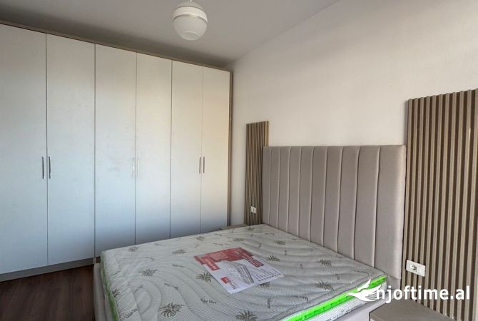 Shtepi me qera Apartament ne Tirane, 1+1, Mobilimi E mobiluar, Pagesa 500  Euro.
