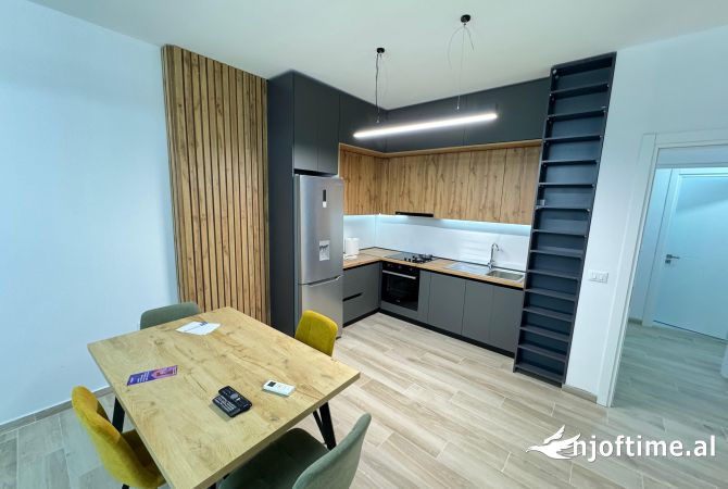 Shtepi me qera 2+1 ne Tirane - 650 Euro