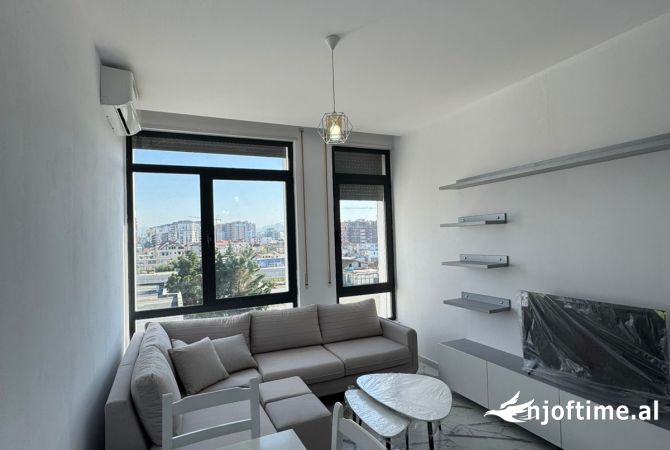 Shtepi me qera Apartament ne Tirane, 2+1, Mobilimi E mobiluar, Pagesa 550  Euro.