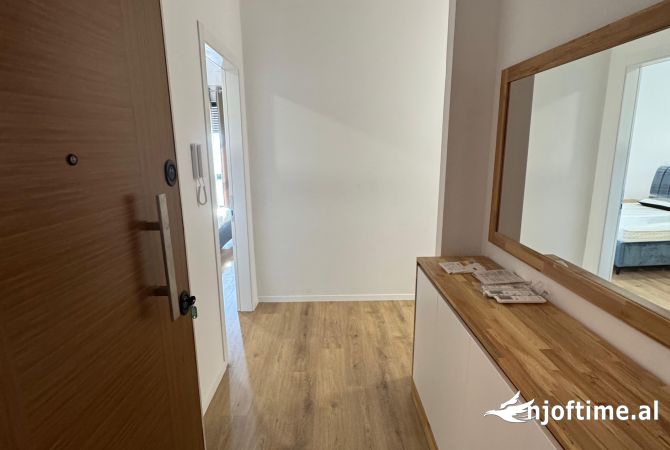 Appartamento in affitto a Tirana 2+1, Arredato