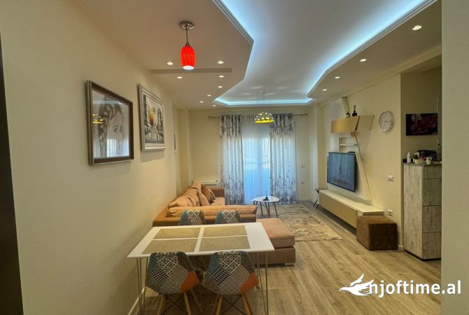 Shtepi me qera 1+1 ne Tirane - 850 Euro