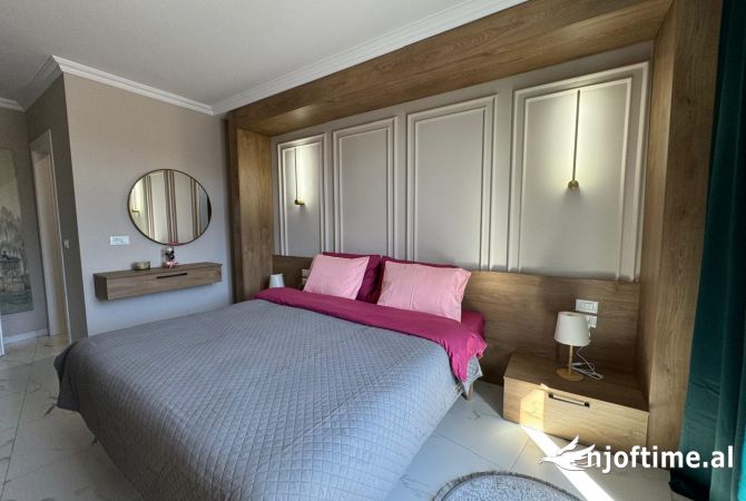 Shtepi me qera Apartament ne Tirane, 2+1, Mobilimi E mobiluar, Pagesa 2,000  Euro.