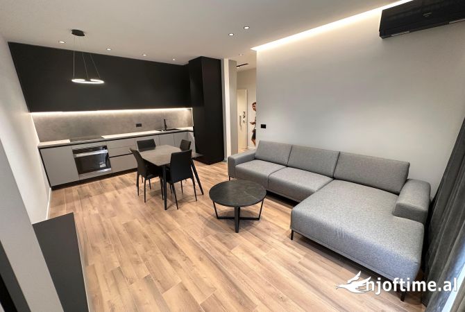 Shtepi me qera 2+1 ne Tirane - 600 Euro