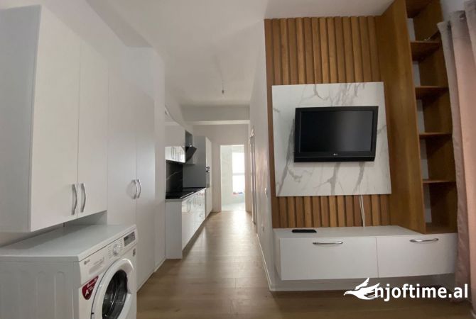 Shtepi me qera Apartament ne Tirane, 2+1, Mobilimi E mobiluar, Pagesa 450  Euro.