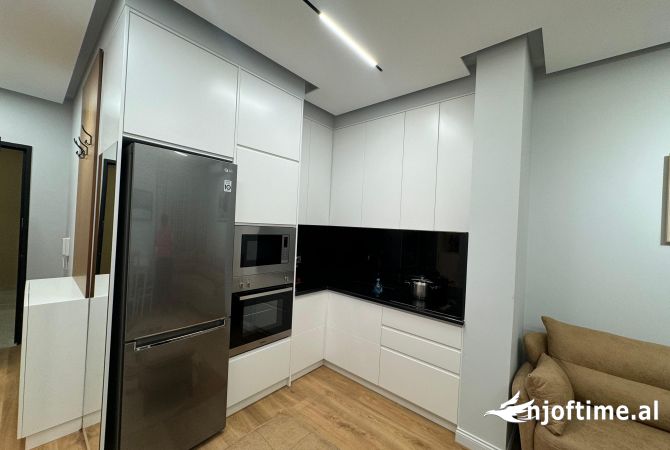 Shtepi me qera Apartament ne Tirane, 1+1, Mobilimi E mobiluar, Pagesa 600  Euro.