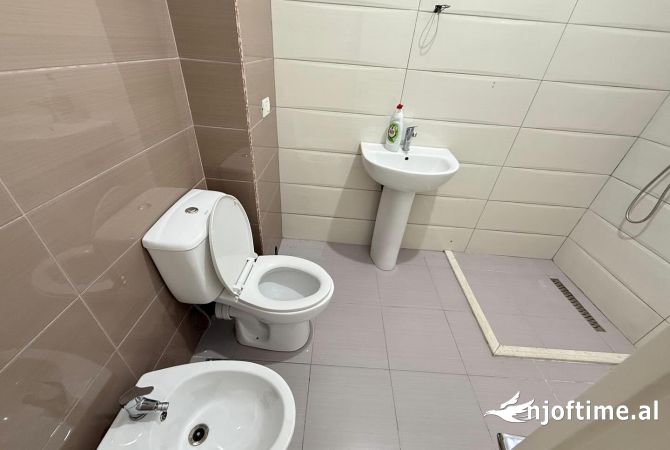 Shtepi ne shitje 1+1 ne Tirane - 149,000 Euro
