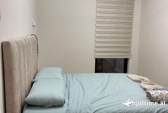 Shtepi me qera Apartament ne Tirane, 2+1, Mobilimi E mobiluar, Pagesa 1,200  Euro.