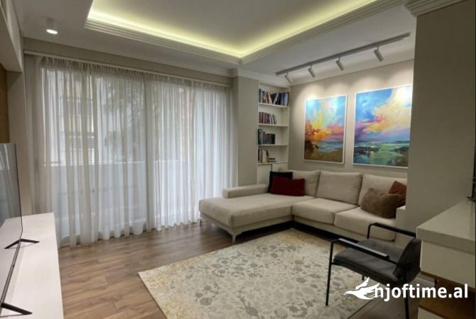Shtepi me qera Apartament ne Tirane, 2+1, Mobilimi E mobiluar, Pagesa 750  Euro.