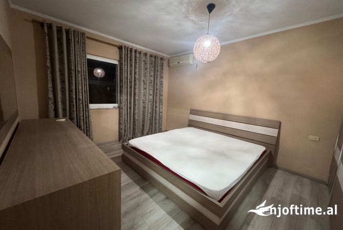 Shtepi me qera 1+1 ne Tirane - 550 Euro