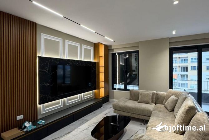 Shtepi me qera 1+1 ne Tirane - 1,300 Euro