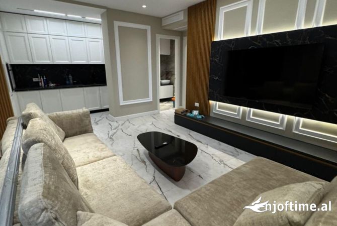 Shtepi me qera Apartament ne Tirane, 1+1, Mobilimi E mobiluar, Pagesa 1,300  Euro.