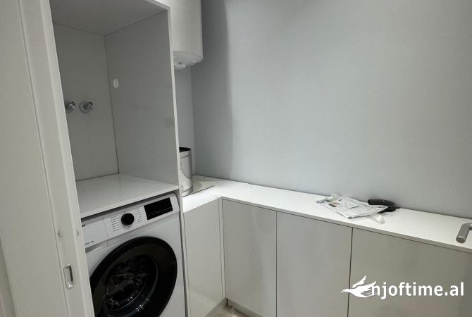Shtepi me qera Apartament ne Tirane, 2+1, Mobilimi E mobiluar, Pagesa 1,700  Euro.