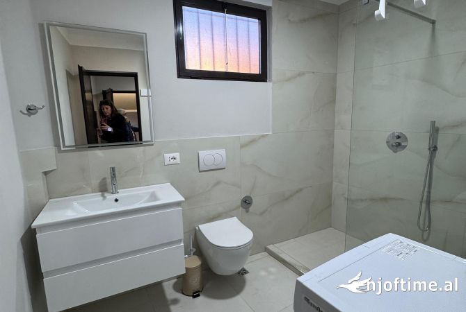 Shtepi me qera Apartament ne Tirane, 1+1, Mobilimi E mobiluar, Pagesa 600  Euro.