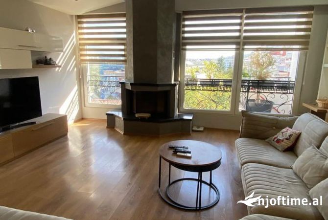 Shtepi me qera 4+1 ne Tirane - 1,100 Euro