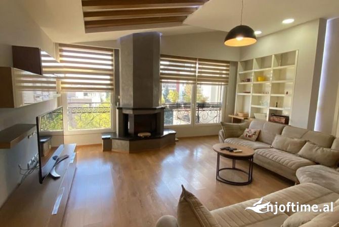 Shtepi me qera Apartament ne Tirane, 4+1, Mobilimi E mobiluar, Pagesa 1,100  Euro.