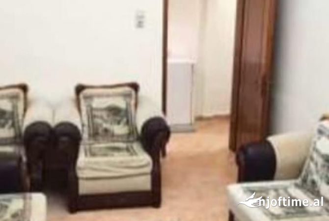 Shtepi me qera 1+1 ne Tirane - 300 Euro