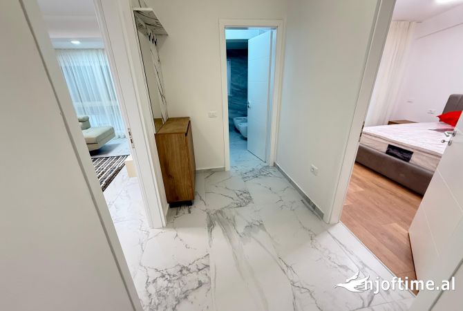 Shtepi me qera Apartament ne Tirane, 1+1, Mobilimi E mobiluar, Pagesa 450  Euro.