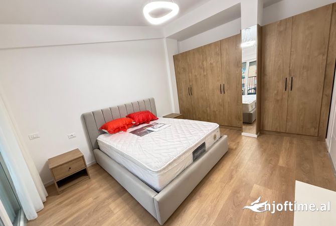 Shtepi me qera Apartament ne Tirane, 1+1, Mobilimi E mobiluar, Pagesa 450  Euro.