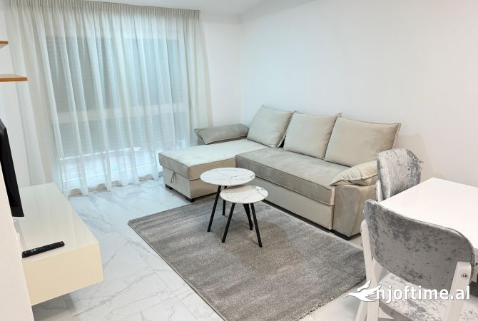 Shtepi me qera 1+1 ne Tirane - 48,000 Leke