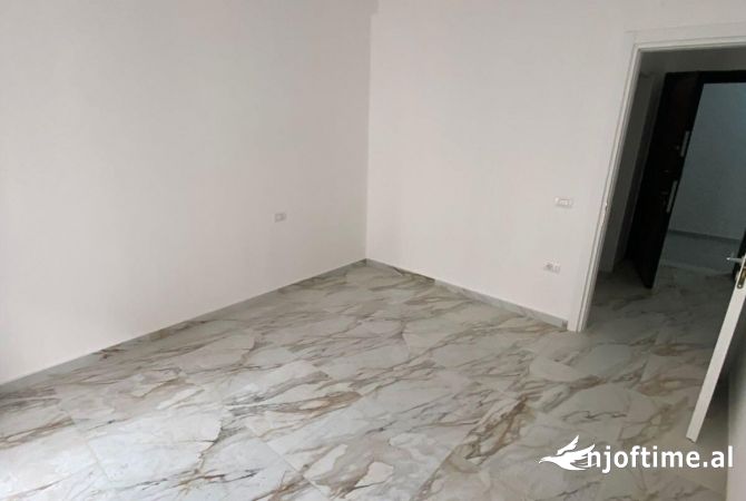Shtepi ne shitje 1+1 ne Tirane - 95,000 Euro