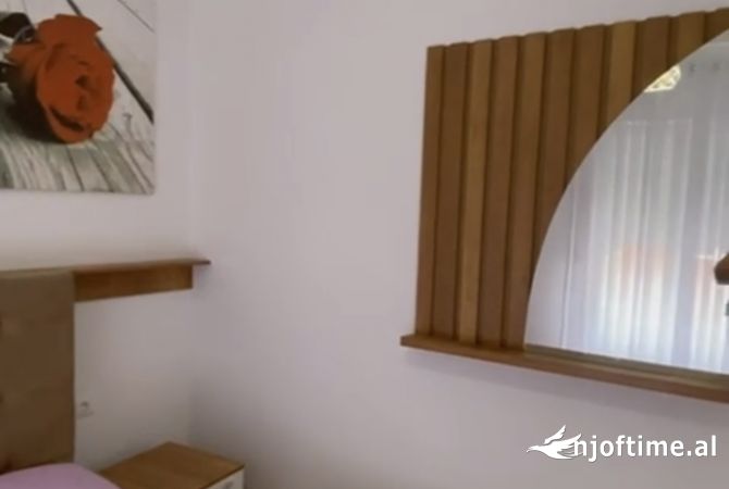 Shtepi me qera Apartament ne Tirane, 1+1, Mobilimi E mobiluar, Pagesa 400  Euro.