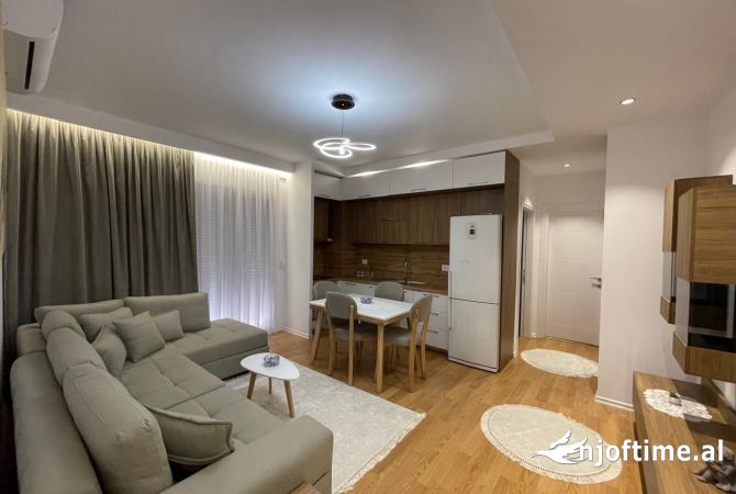 Shtepi me qera 1+1 ne Tirane - 400 Euro