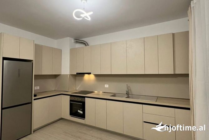 Shtepi me qera Apartament ne Tirane, 2+1, Mobilimi E mobiluar, Pagesa 60,000  Leke.