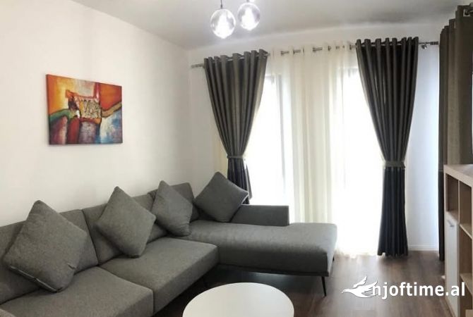 Shtepi me qera Apartament ne Tirane, 1+1, Mobilimi E mobiluar, Pagesa 550  Euro.
