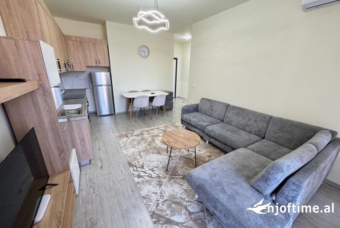 Shtepi me qera 1+1 ne Tirane - 550 Euro