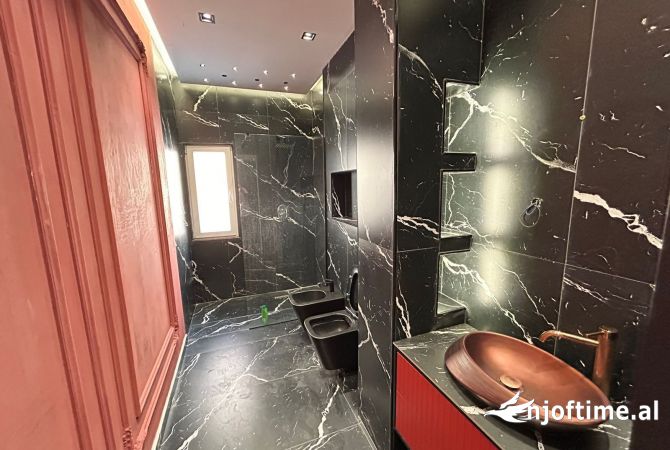 Shtepi me qera Apartament ne Tirane, 1+1, Mobilimi E mobiluar, Pagesa 600  Euro.