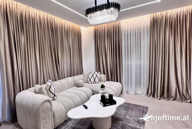 Shtepi me qera 3+1 ne Tirane - 1,700 Euro