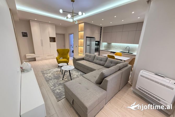 Shtepi me qera 2+1 ne Tirane - 650 Euro