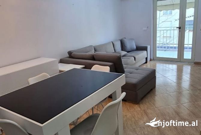 Shtepi ne shitje 1+1 ne Tirane - 135,000 Euro