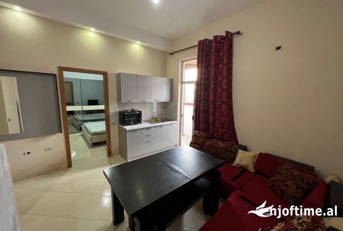 Shtepi me qera 1+1 ne Tirane - 35,000 Leke