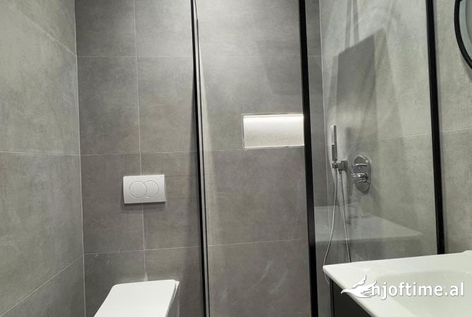 Shtepi me qera Apartament ne Tirane, 1+1, Mobilimi E mobiluar, Pagesa 550  Euro.