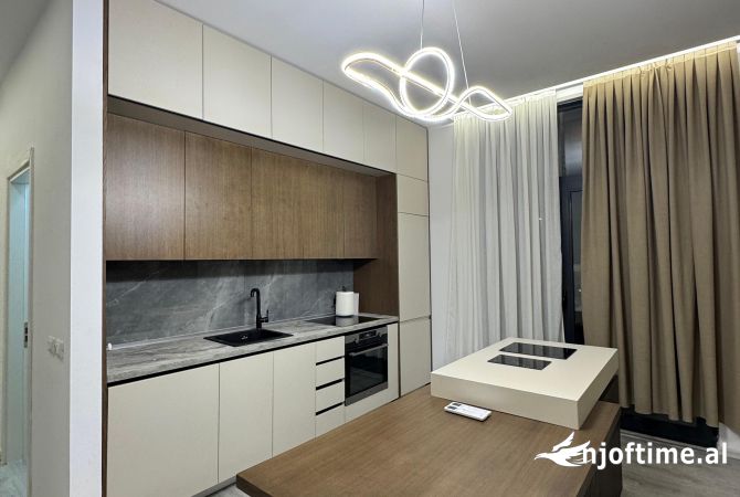Shtepi me qera Apartament ne Tirane, 2+1, Mobilimi E mobiluar, Pagesa 850  Euro.