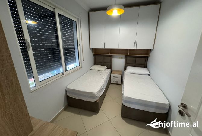Shtepi me qera Apartament ne Tirane, 2+1, Mobilimi E mobiluar, Pagesa 600  Euro.