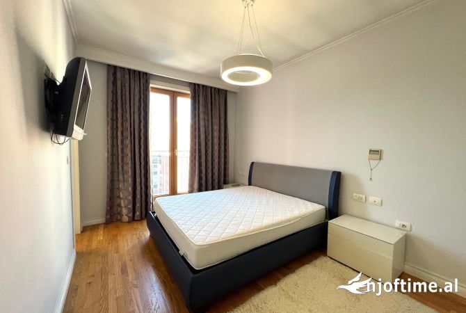 Shtepi me qera Apartament ne Tirane, 2+1, Mobilimi E mobiluar, Pagesa 1,800  Euro.