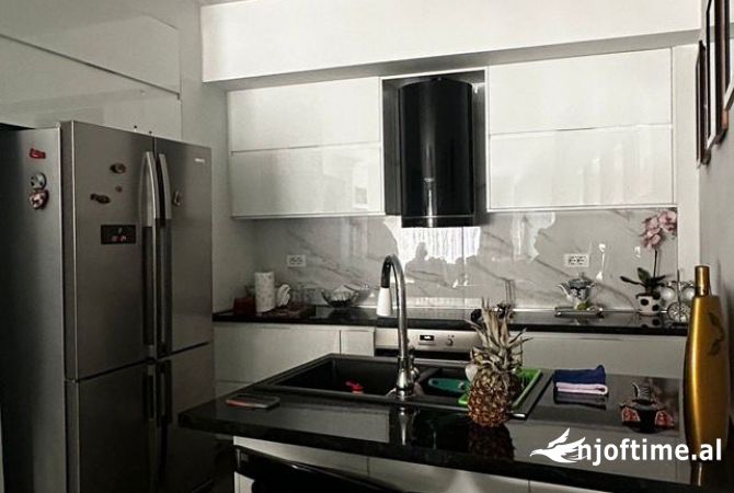 Shtepi ne shitje 3+1 ne Tirane - 170,000 Euro