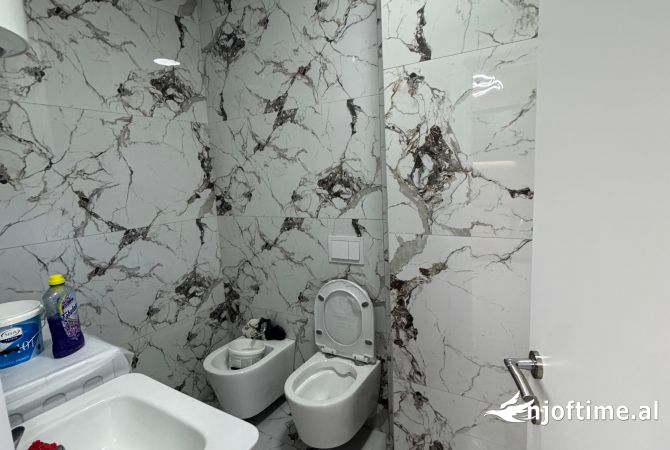 Shtepi me qera Apartament ne Tirane, 1+1, Mobilimi E mobiluar, Pagesa 500  Euro.